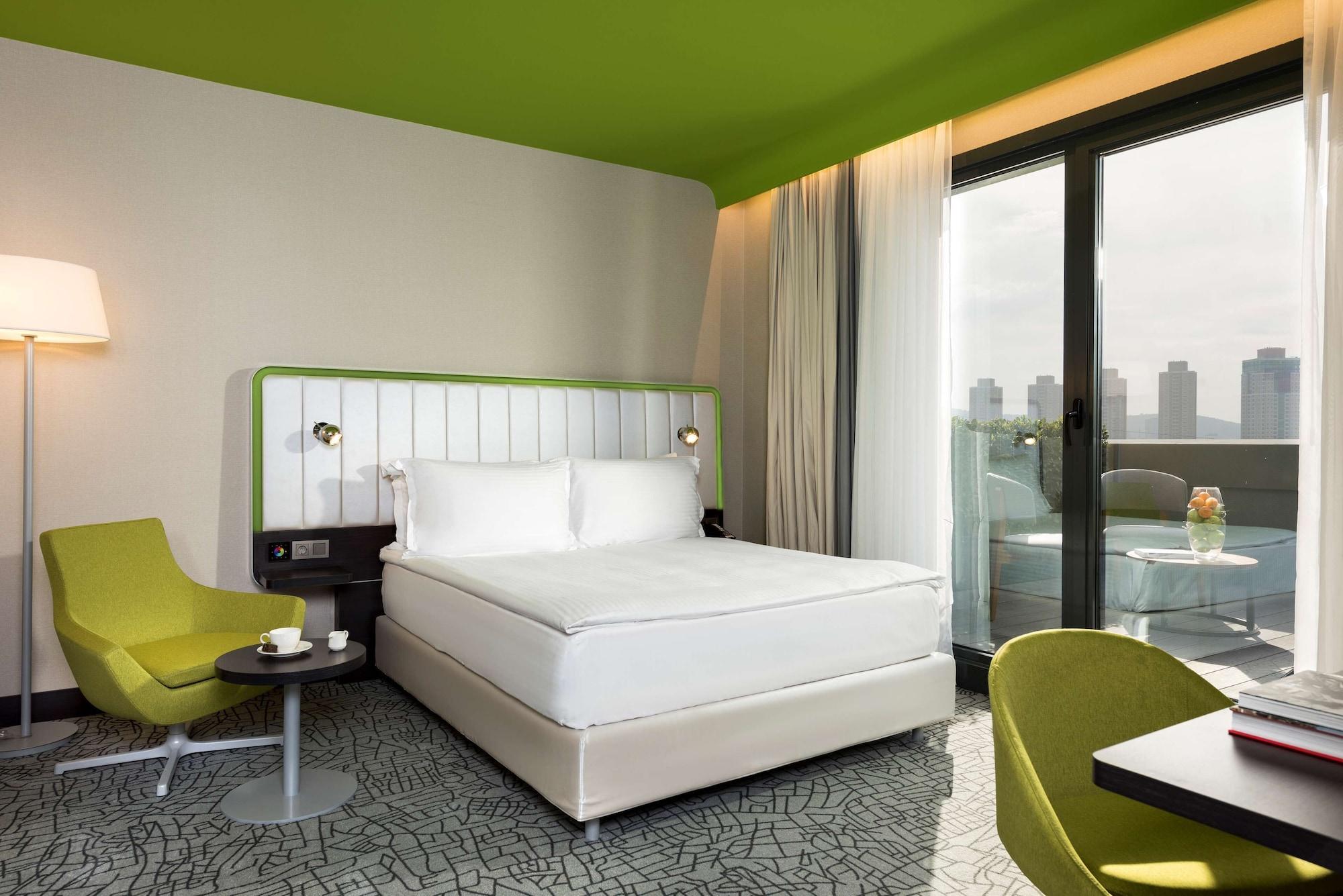 Park Inn By Radisson Istanbul Atasehir Ngoại thất bức ảnh