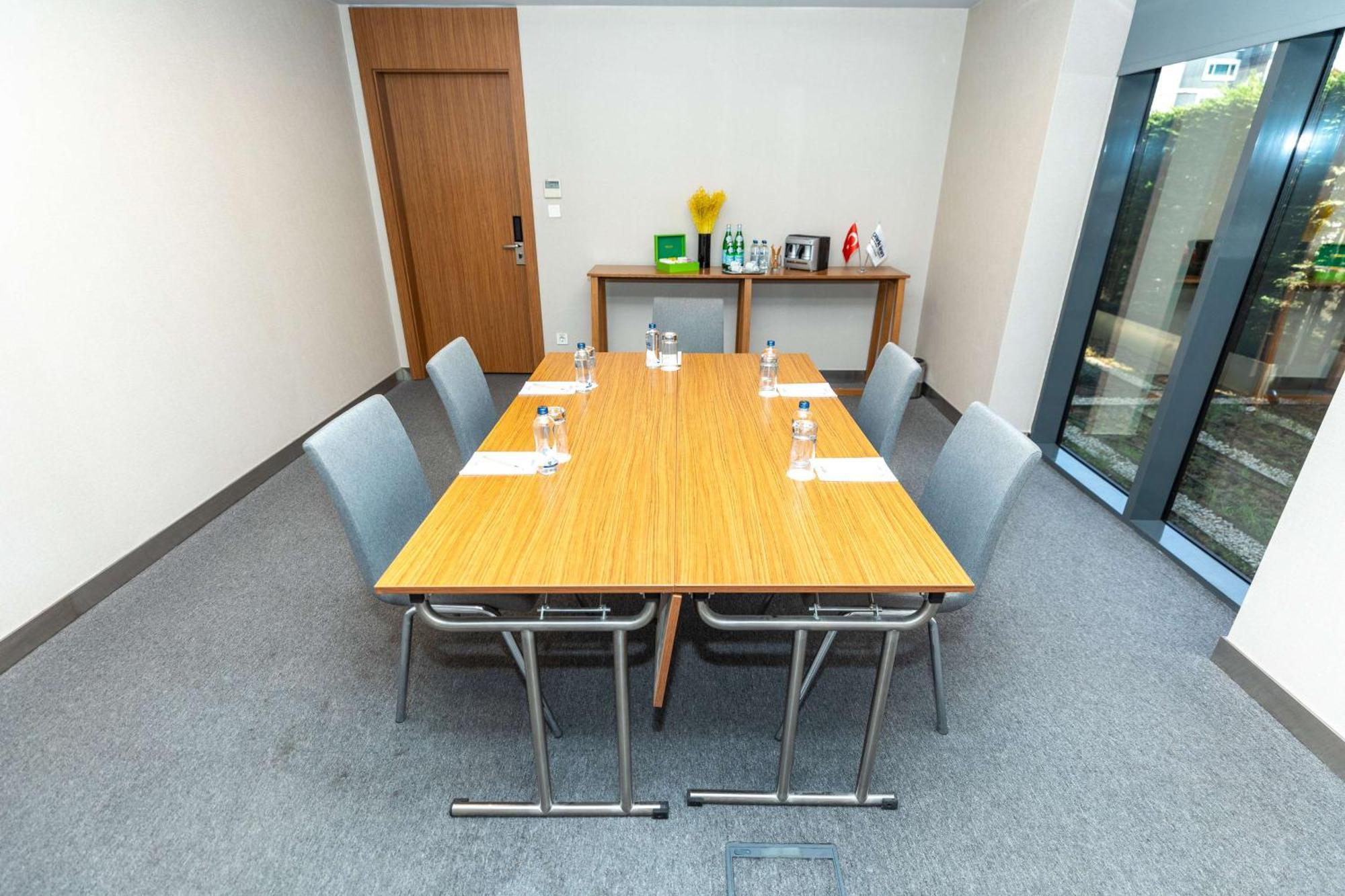 Park Inn By Radisson Istanbul Atasehir Ngoại thất bức ảnh